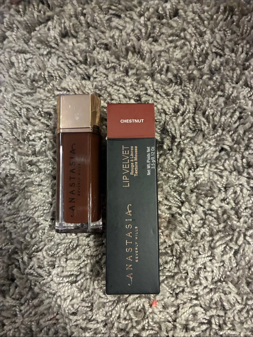 Anastasia Beverly Hills lip velvet in shade Chestnut